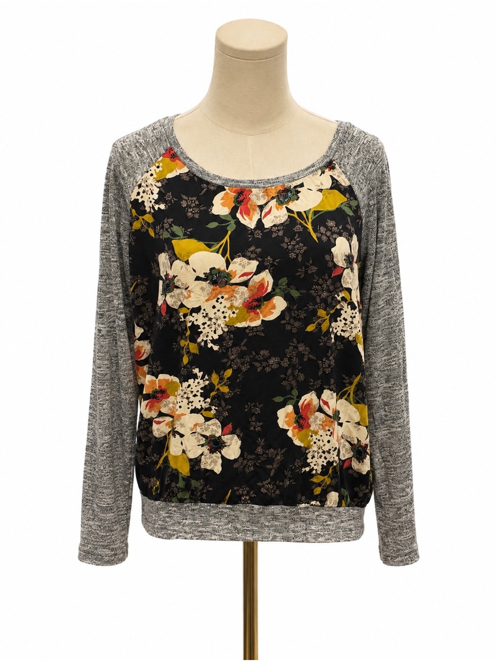 KUT from the Kloth Floral Mixed Media Raglan Top Size L Black Gray
